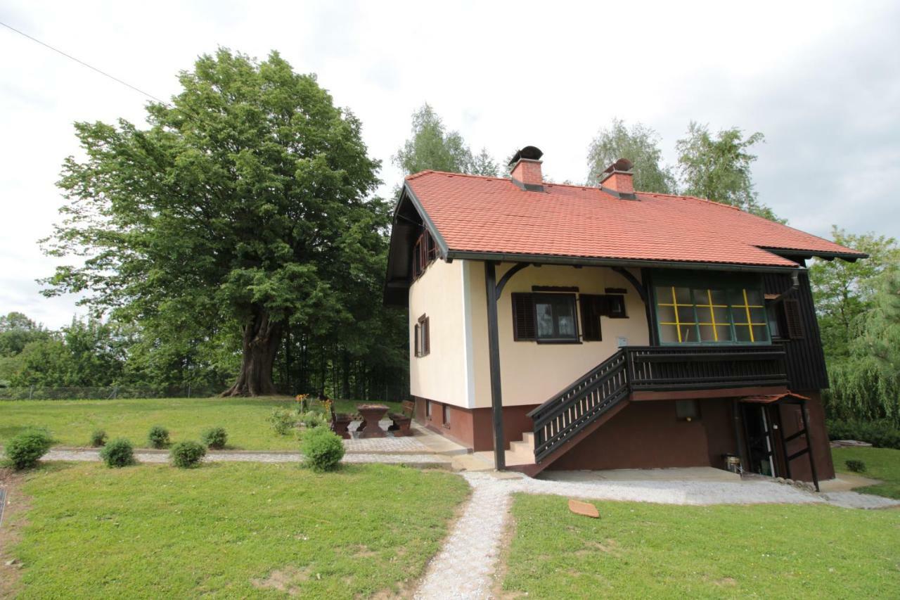 Holiday Home Winzerhaus Eva Spicnik Ngoại thất bức ảnh